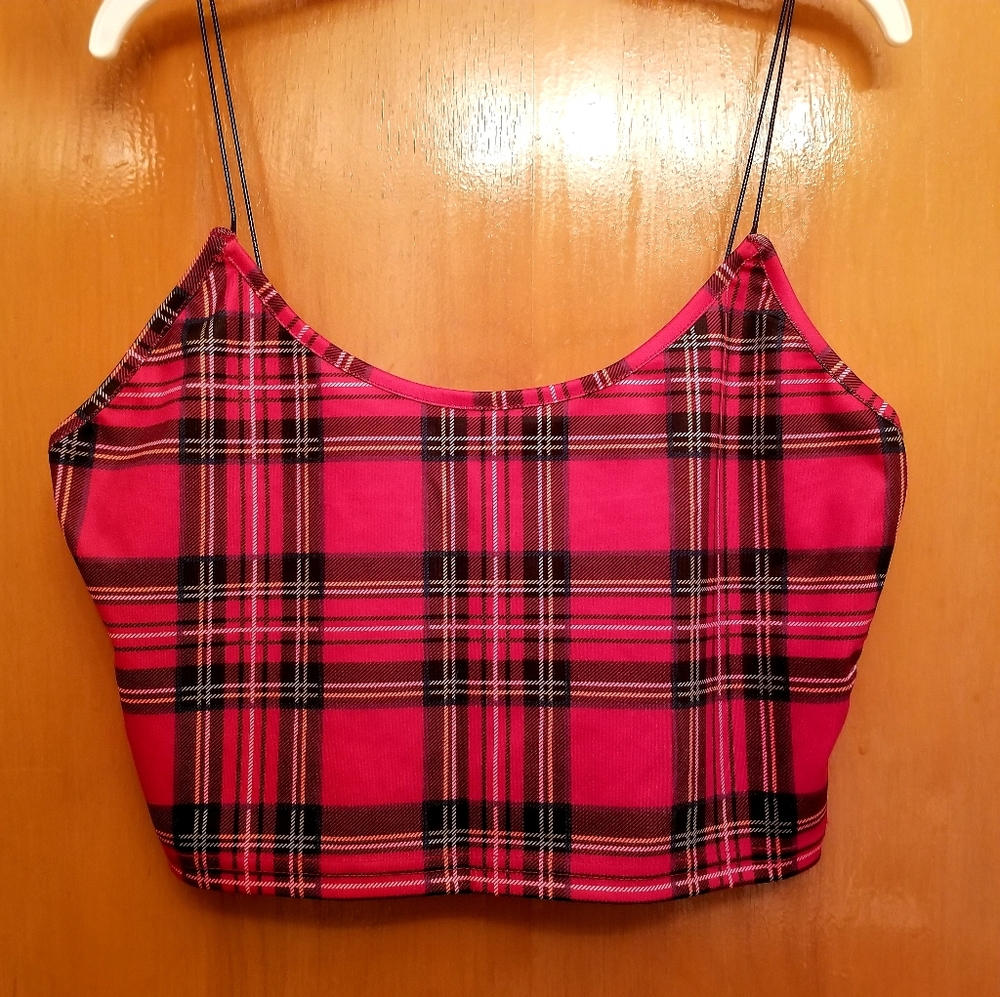 ❤Red/Black Crop Top - Picture 2 of 2